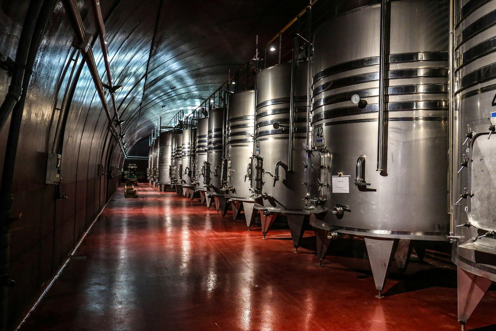 Akash Winery — Calle Contento